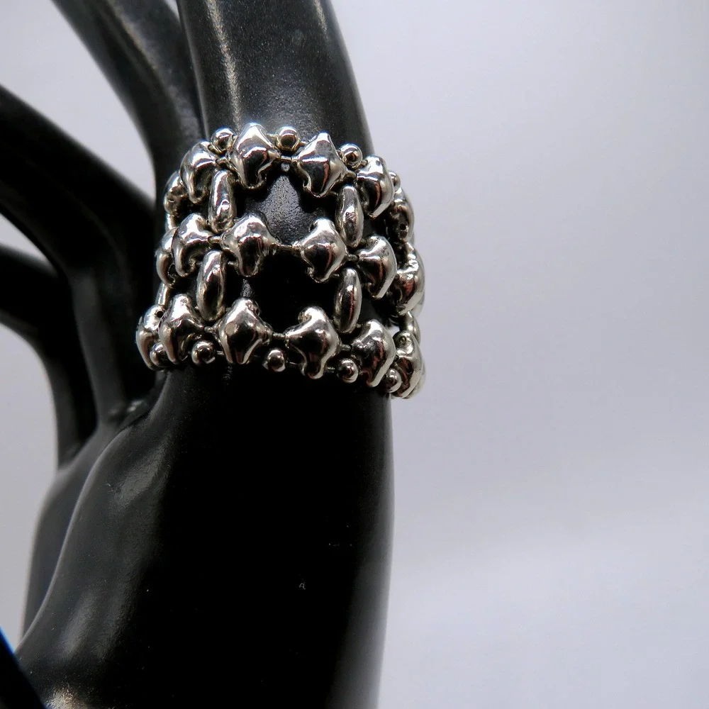 Silver Tone Beaded Mesh Stretch Statement Ring Industrial Modern Sculptural